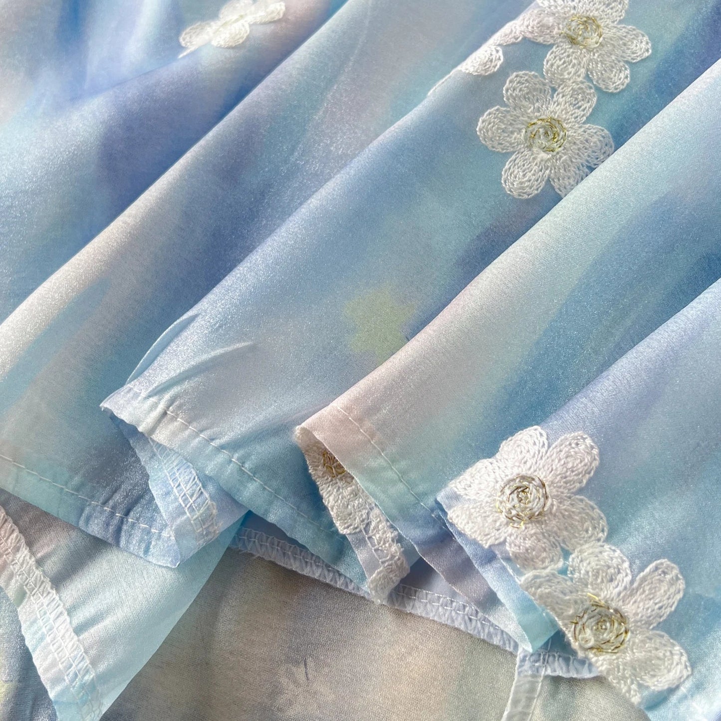 Licht Zomerjurkje voor Vrouw Mooi Design
