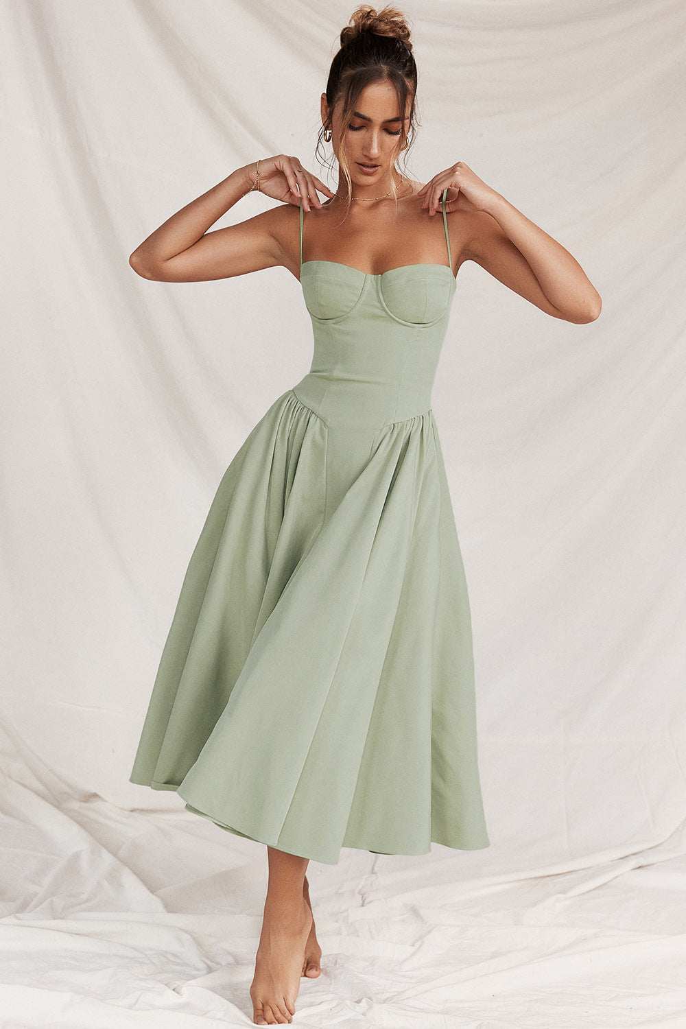 Midi Jurk Elegante en Stijlvol voor Dames - StudioMarella