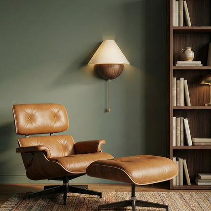 Wandlamp Half-Sphere met Stoffen Kap – Messing Trekschakelaar & Handbewerkt Ijzer voor Slaapkamer en Leeshoek