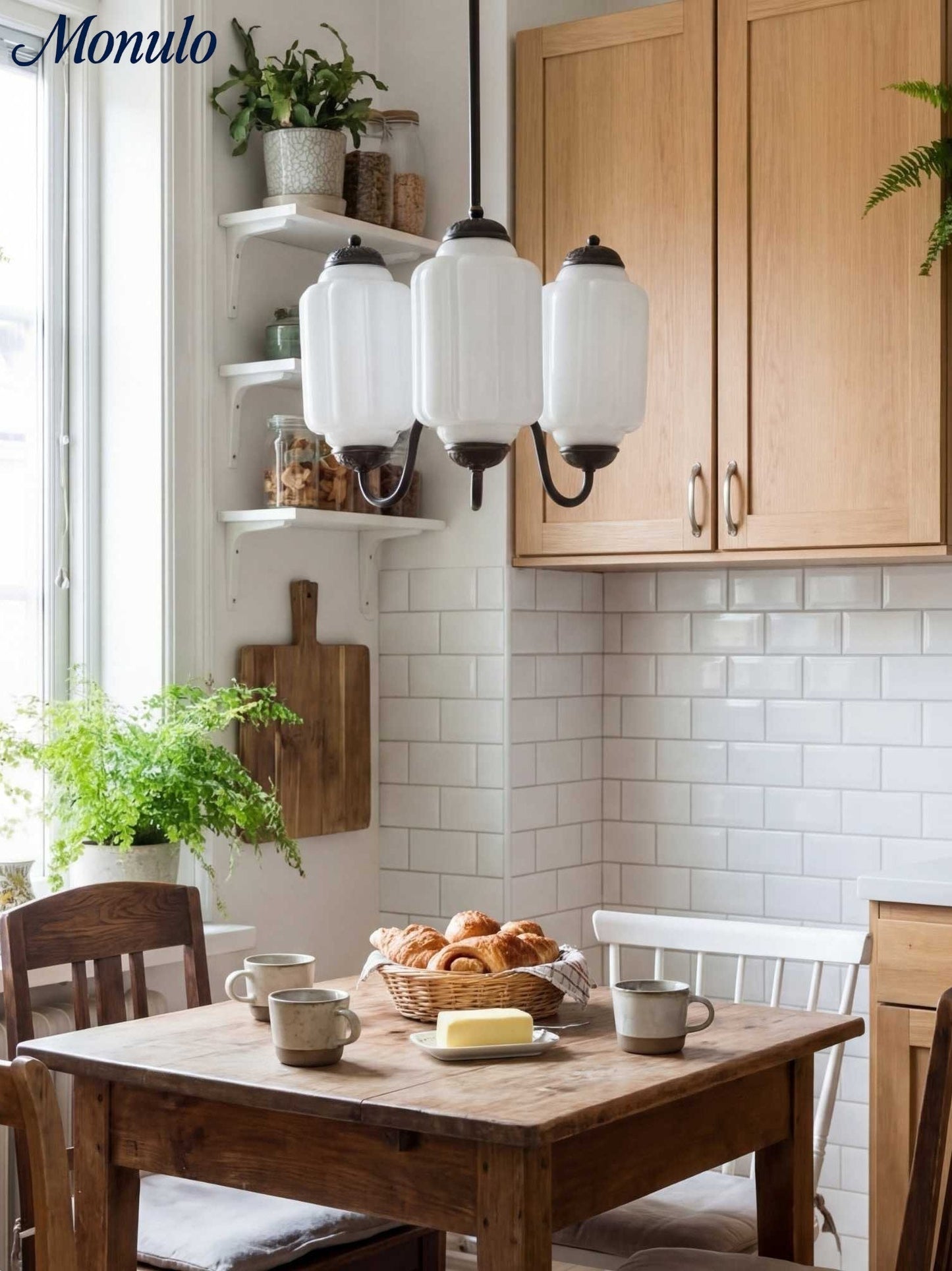 Melkglazen Kroonluchter Vintage Afwerking Tijdloze Elegantie Klassieke Verlichting voor Eetkamer Woonkamer