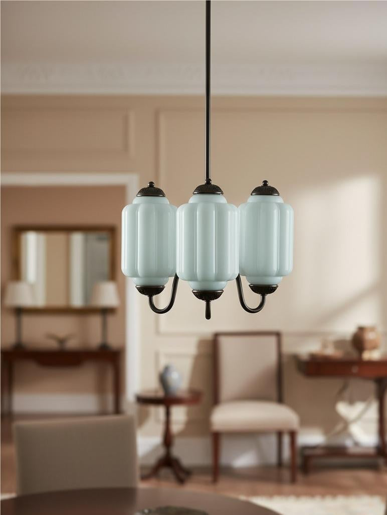 Melkglazen Kroonluchter Vintage Afwerking Tijdloze Elegantie Klassieke Verlichting voor Eetkamer Woonkamer