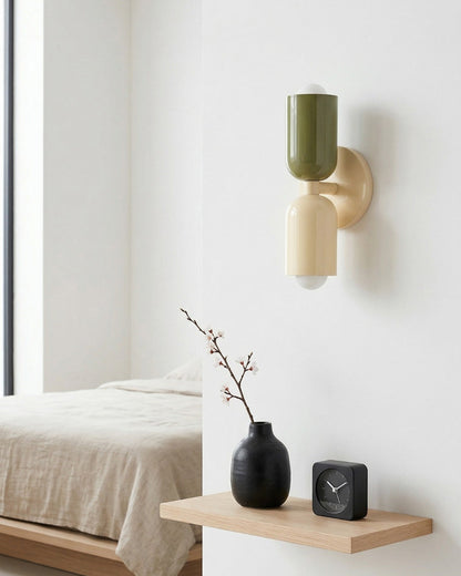 Metalen Wandlamp met Tweevoudige Lichtstraal – Scandinavische Design Verlichting voor Moderne Interieurs