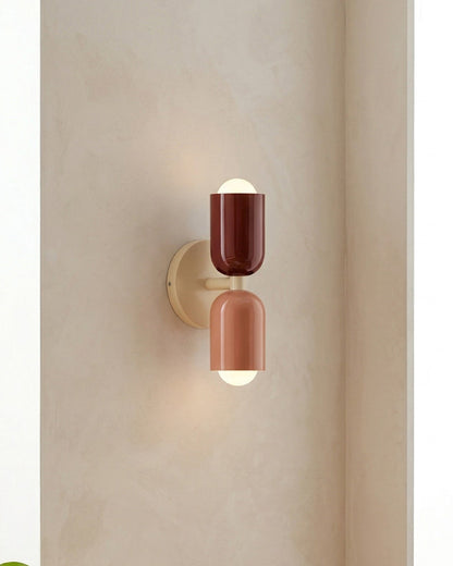 Metalen Wandlamp met Tweevoudige Lichtstraal – Scandinavische Design Verlichting voor Moderne Interieurs