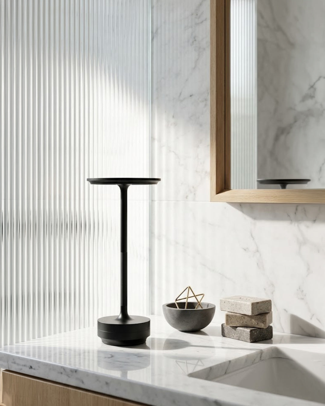 Oplaadbare LED Tafellamp met Dimfunctie Cilindervorm Metaal Draadloze Sfeerlamp