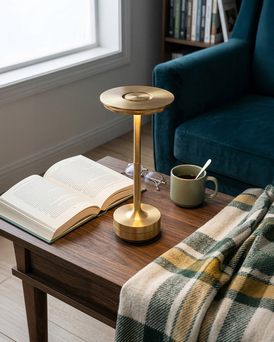 Oplaadbare LED Tafellamp met Dimfunctie Cilindervorm Metaal Draadloze Sfeerlamp