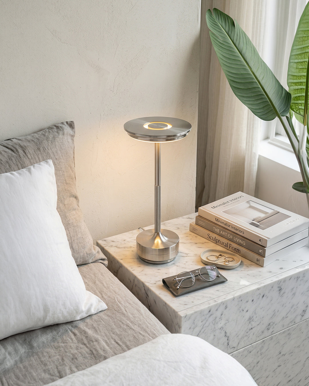 Oplaadbare LED Tafellamp met Dimfunctie Cilindervorm Metaal Draadloze Sfeerlamp