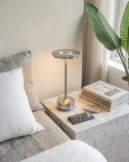 Oplaadbare LED Tafellamp met Dimfunctie Cilindervorm Metaal Draadloze Sfeerlamp