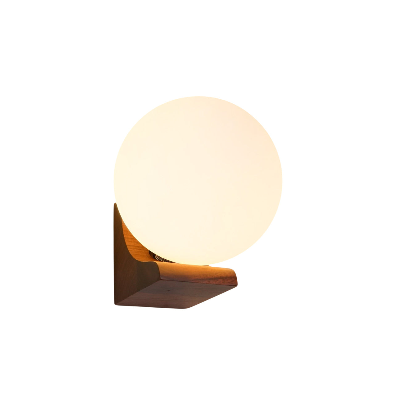 Wandlamp met Glazen Bol en Houten Beugel – Walnoot of Essenhout – Modern Landelijke Stijl