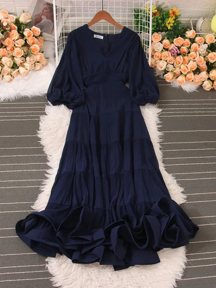 Vrouwelijke Zomerjurk Elegante Snit Luxe Stof