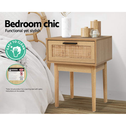 Nachtkastje met Rotan Lade en Houten Poten – Compact Boho Design 40 cm