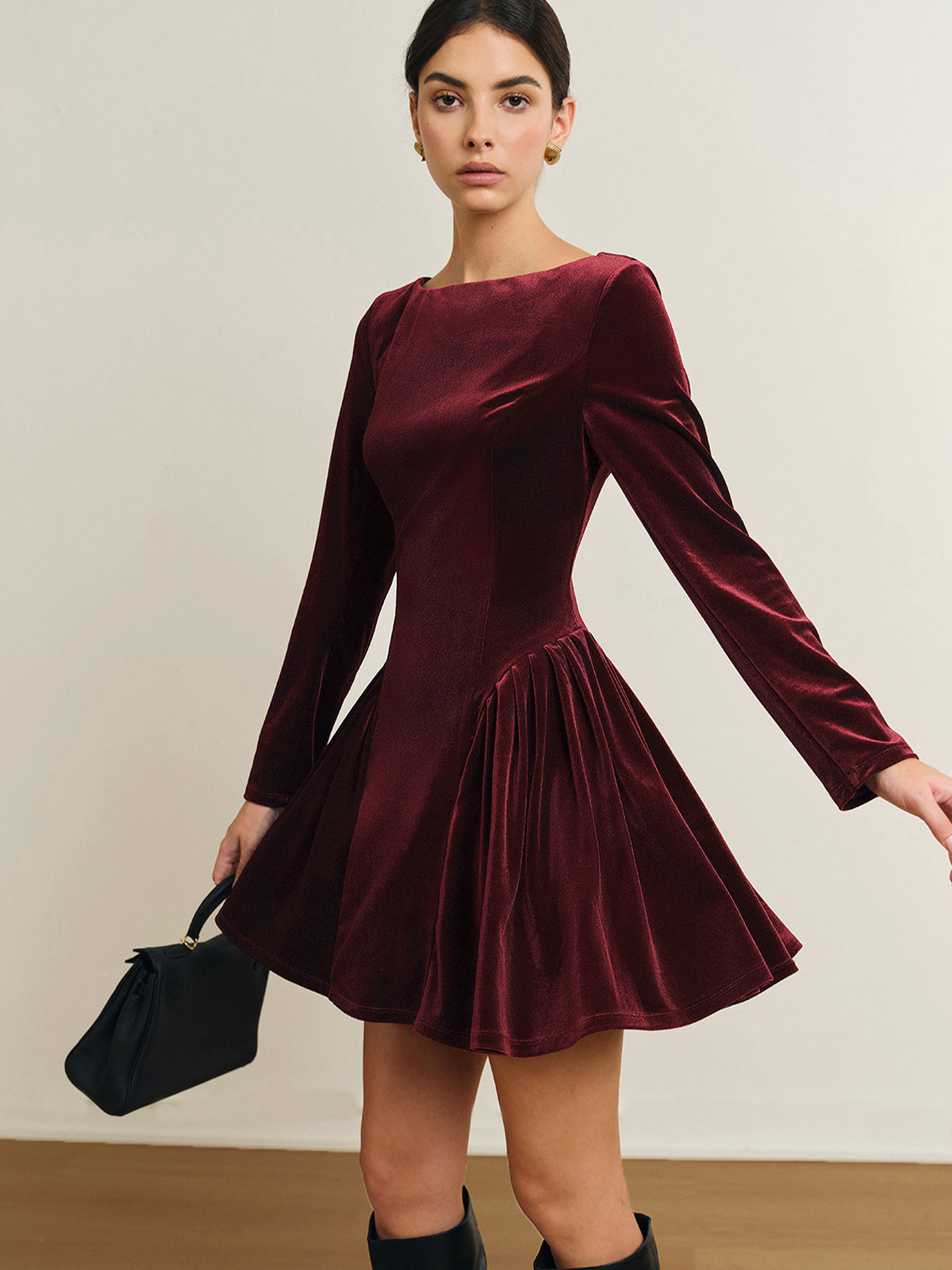 Fluwelen Mini Jurk voor Dames met Geplooide Rok - StudioMarella