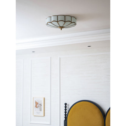 Bloemvormige Glazen Plafondlamp met Messing Afwerking – Postmodern Design met 3,4 of 6 Lichtpunten