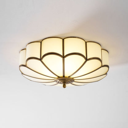 Bloemvormige Glazen Plafondlamp met Messing Afwerking – Postmodern Design met 3,4 of 6 Lichtpunten