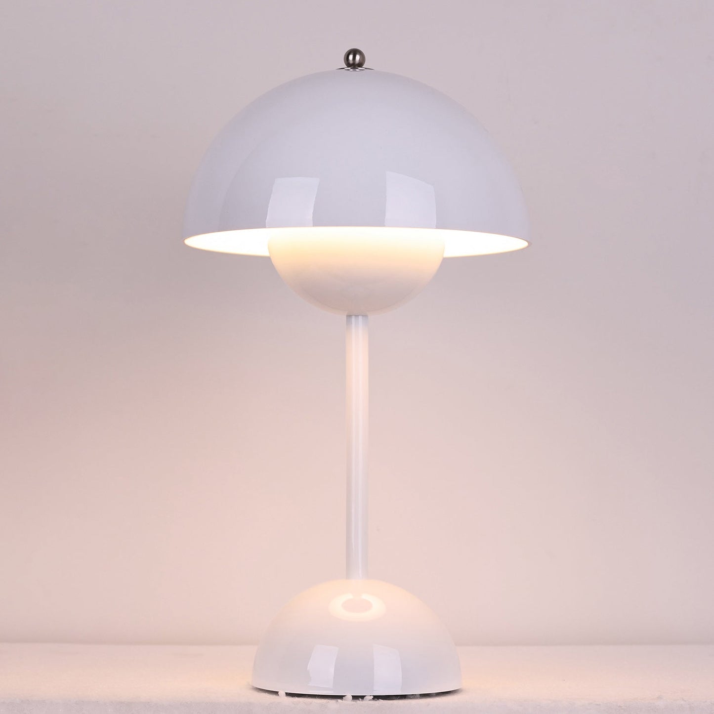 Draadloze Tafellamp met Geïntegreerde LED Accu — Dimbaar 3000K-6000K | Icoon Scandinavisch Design
