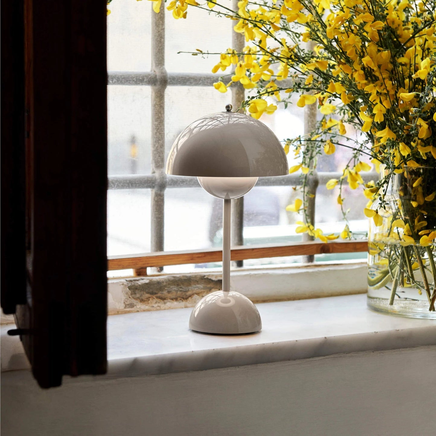 Draadloze Tafellamp met Geïntegreerde LED Accu — Dimbaar 3000K-6000K | Icoon Scandinavisch Design