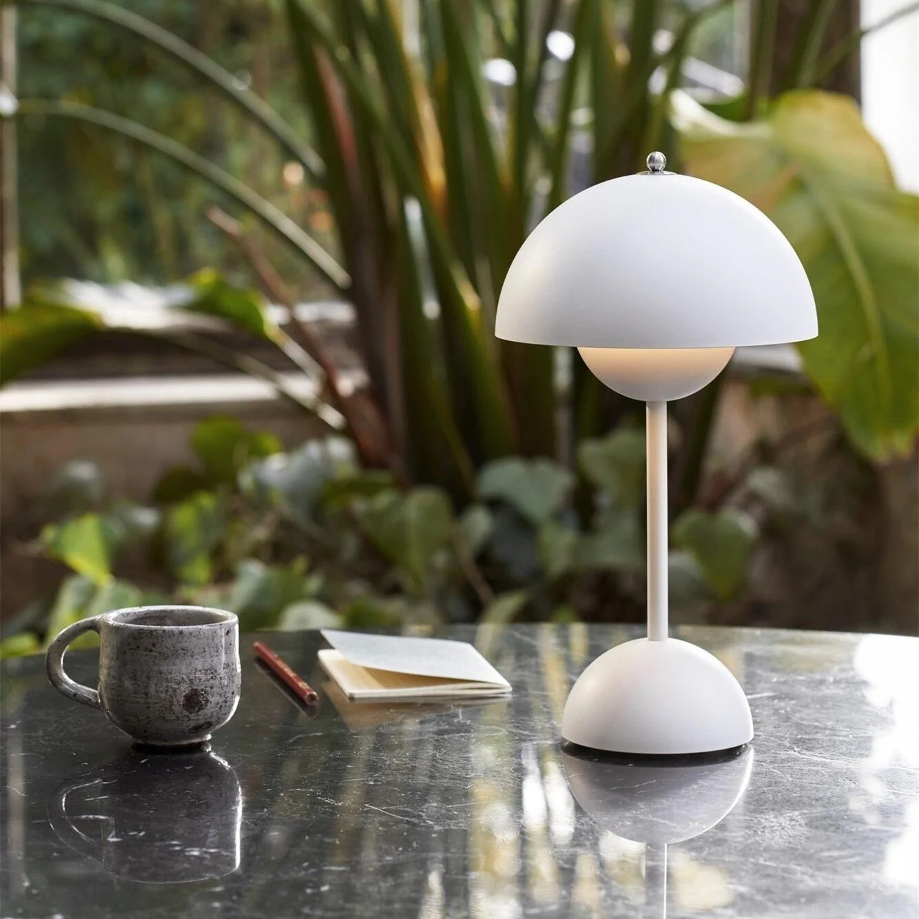 Draadloze Tafellamp met Geïntegreerde LED Accu — Dimbaar 3000K-6000K | Icoon Scandinavisch Design