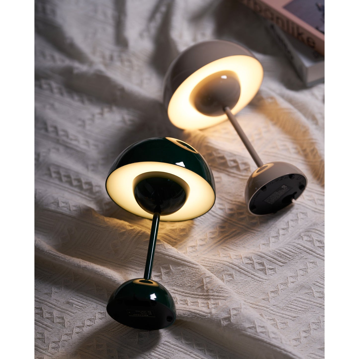 Draadloze Tafellamp met Geïntegreerde LED Accu — Dimbaar 3000K-6000K | Icoon Scandinavisch Design
