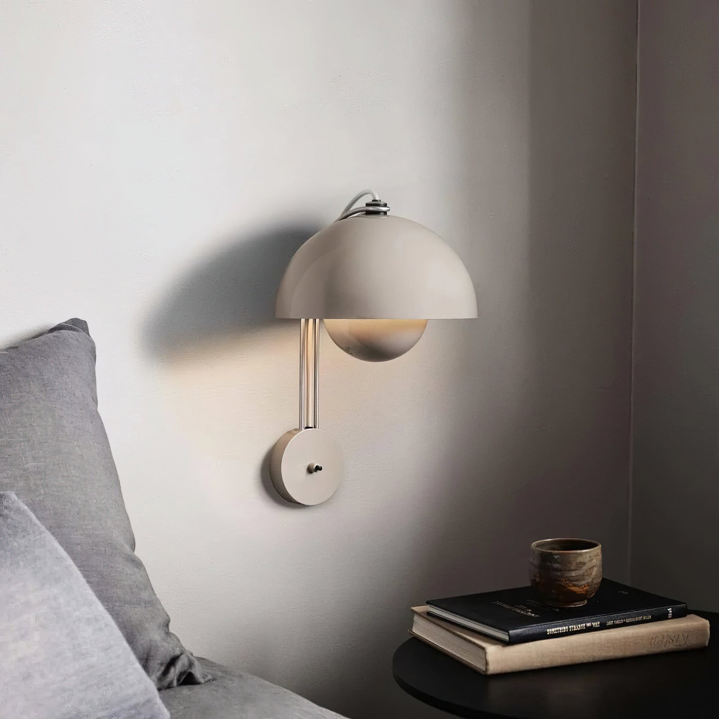 VP9 Wandlamp — Dubbele Koepel Stijlicoon in 13 Kleuren — Dimbaar E26/E27 — Voor Slaapkamer, Gang, Leeshoek