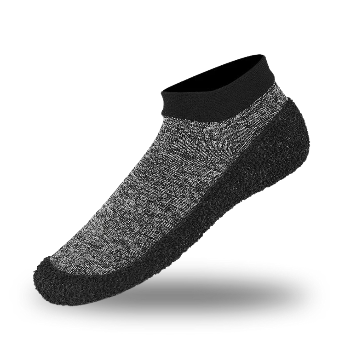Foryo duurzame sokken met stevige antislipzool, ontworpen voor maximaal comfort en grip. Stijlvolle grijs-zwarte sokken die perfect zijn voor zowel binnen- als buitengebruik. Ideaal voor actieve dagen en ontspanning.