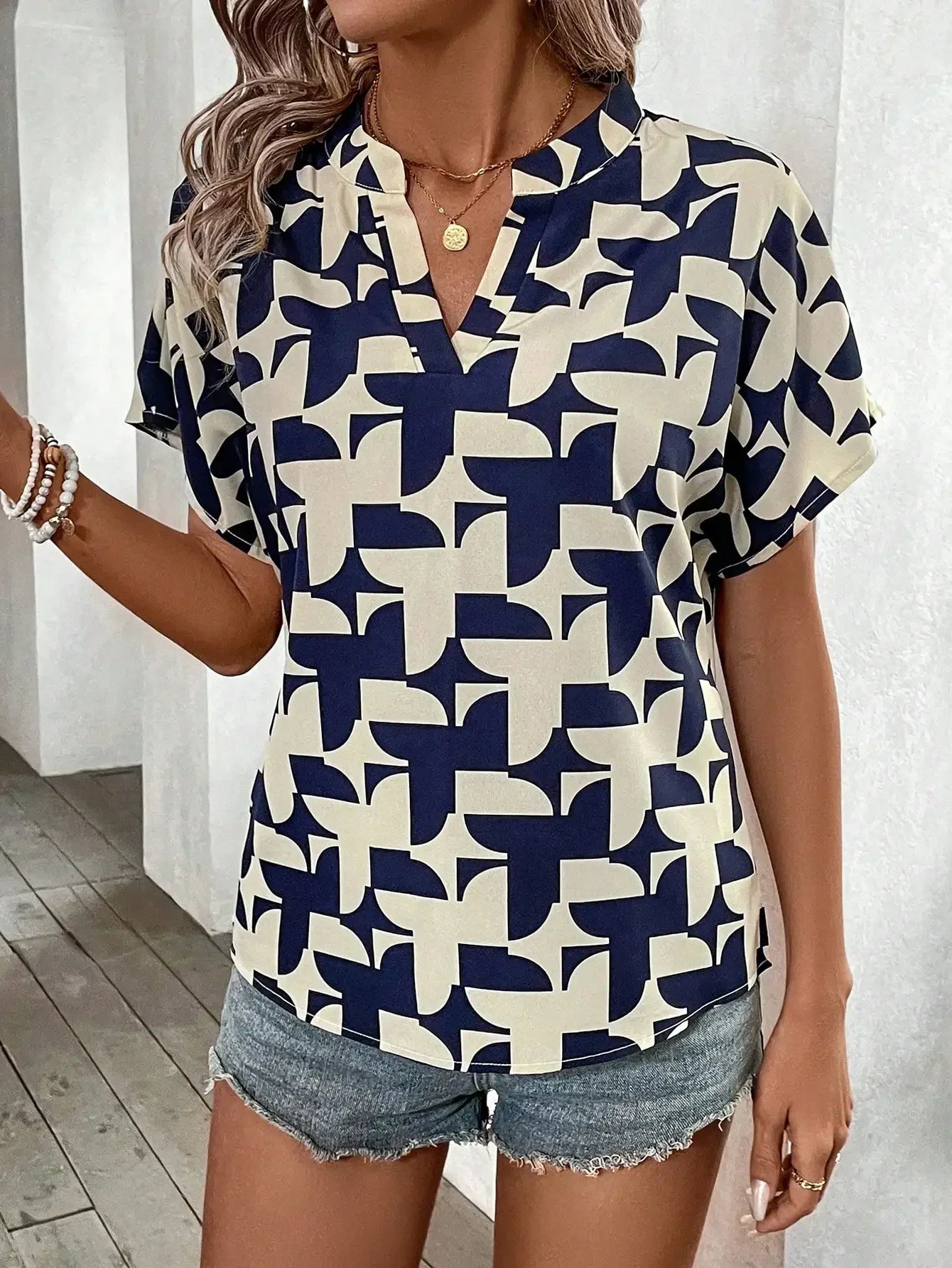 Vrouwelijke Blouse met Geometrische Print
