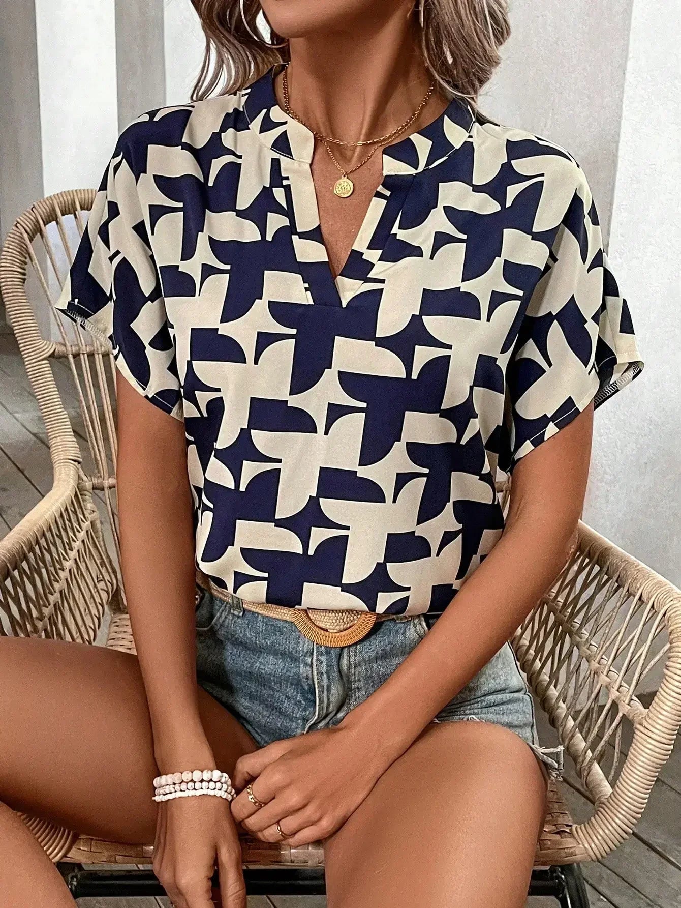Vrouwelijke Blouse met Geometrische Print - StudioMarella