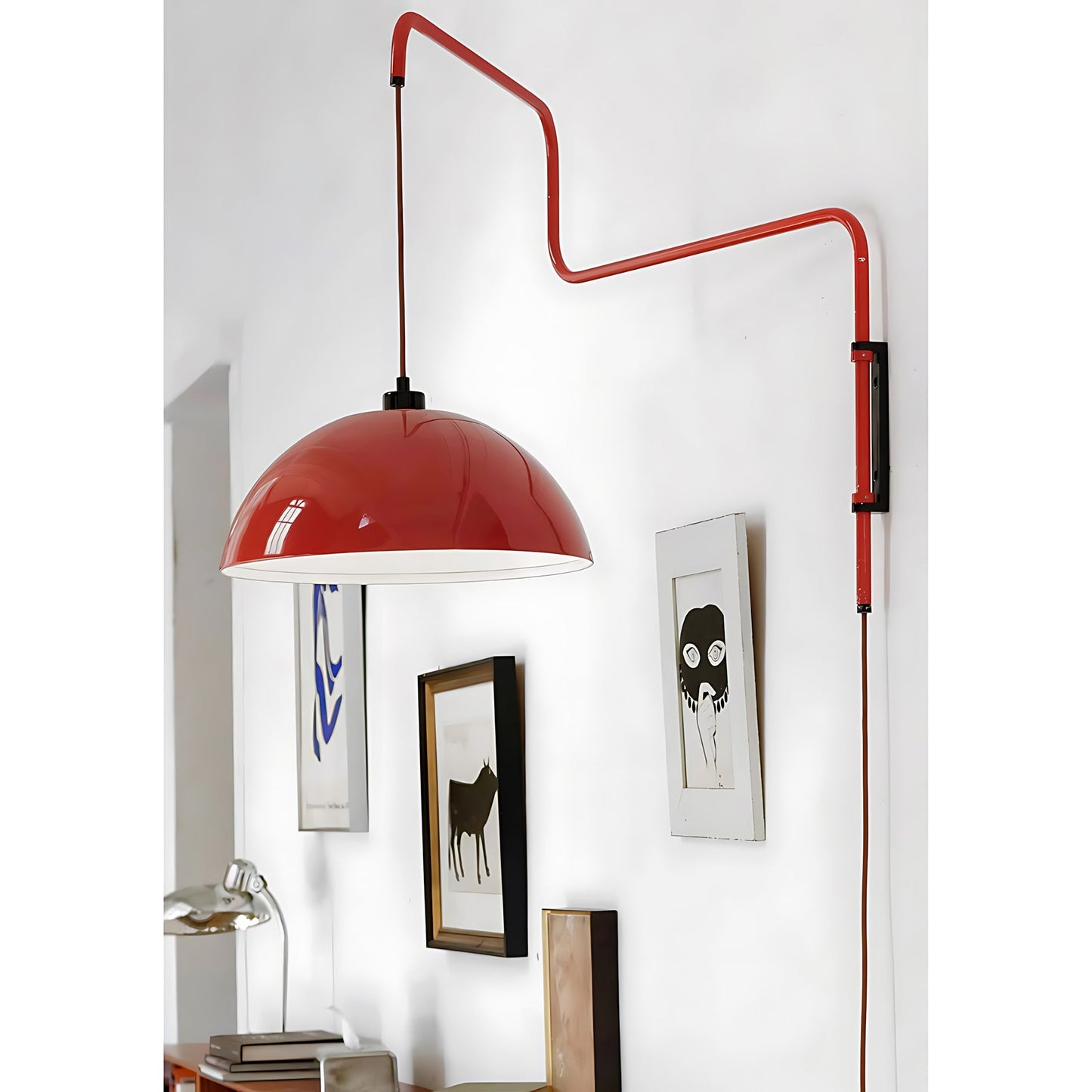 Geometrische Wandlamp Plug-In met Dimfunctie – Rood & Zwart Metalen Design – 3 Maten S/M/L