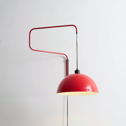 Geometrische Wandlamp Plug-In met Dimfunctie – Rood & Zwart Metalen Design – 3 Maten S/M/L
