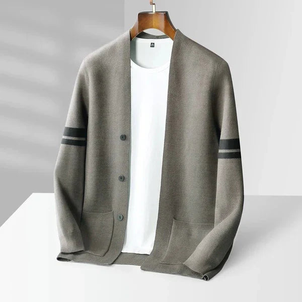 Gerhard – modern gebreid vest met knoopsluiting 2