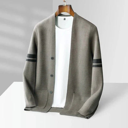Gerhard – modern gebreid vest met knoopsluiting 2