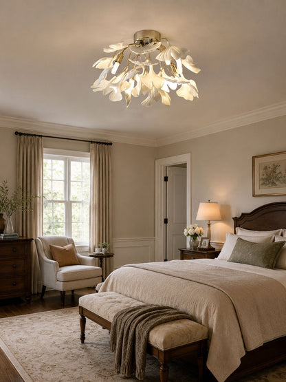 Keramische Hanglamp Ginkgo-Blad – Goudkleurige Armatuur met Witte Bladeren – Modern Natuurgeïnspireerd Design voor Woonkamer Eetkamer Slaapkamer