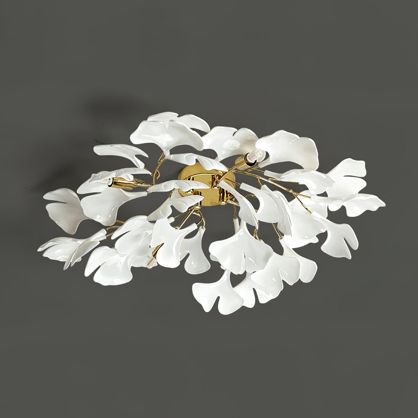 Keramische Hanglamp Ginkgo-Blad – Goudkleurige Armatuur met Witte Bladeren – Modern Natuurgeïnspireerd Design voor Woonkamer Eetkamer Slaapkamer