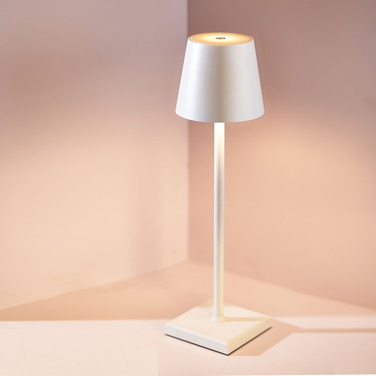 Draadloze Tafellamp LED Dimbaar Modern Design - StudioMarella