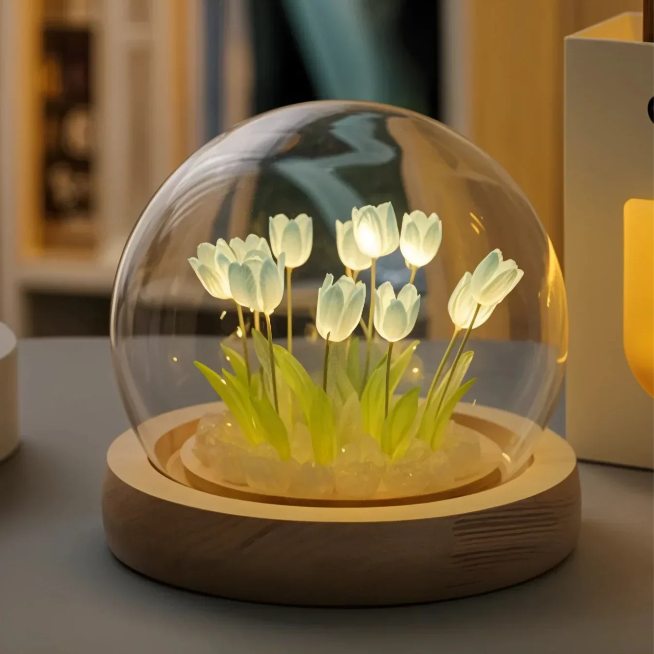 LED Tafellamp met Tulpen onder Glazen Stolp – Dimbaar Warm Wit Nachtlampje voor Slaapkamer en Woonkamer