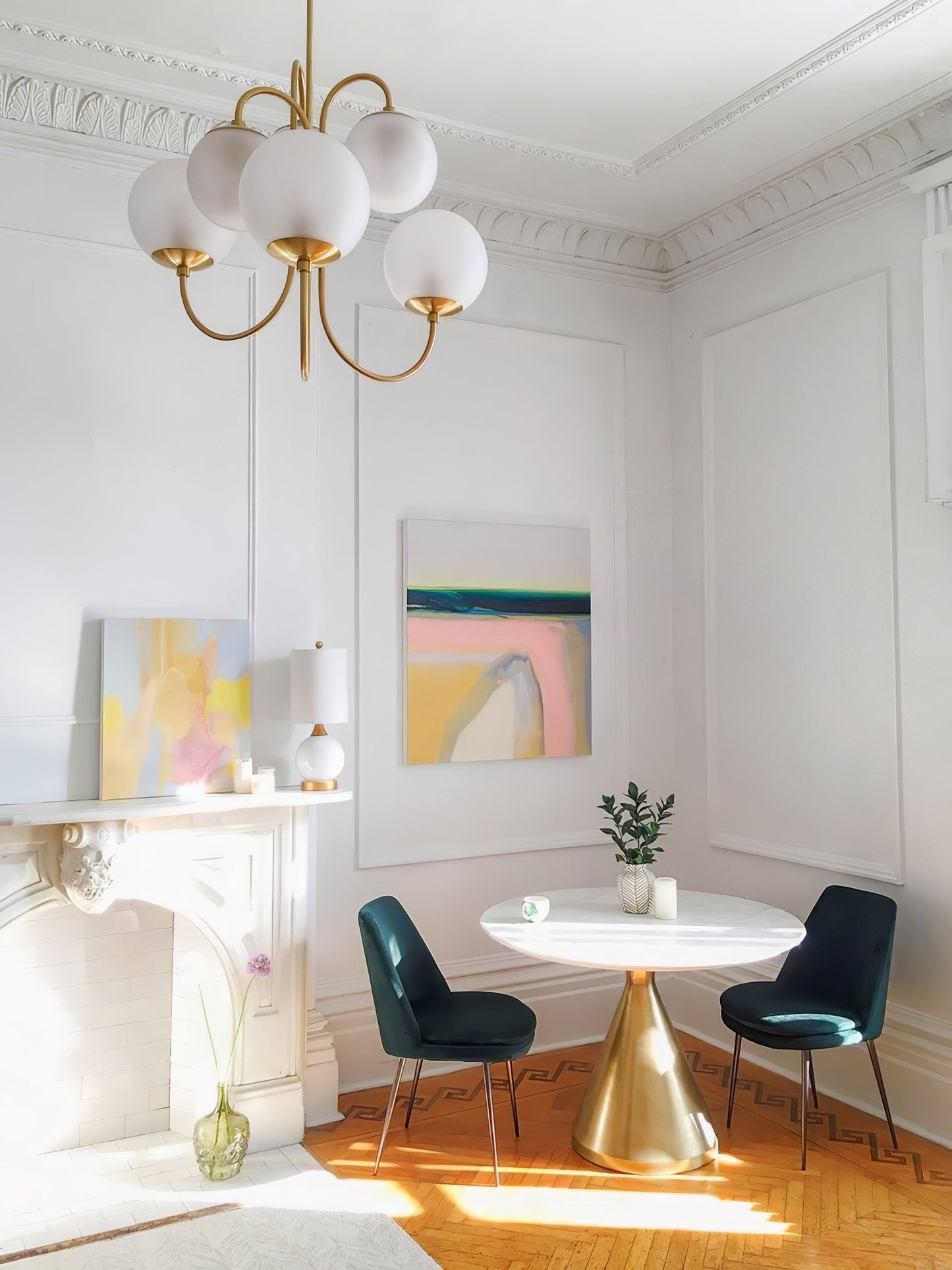 Zwanenhals Kroonluchter Ø76 cm – 8-Lichts Hanglamp met Glazen Bollen Goud/Zwart