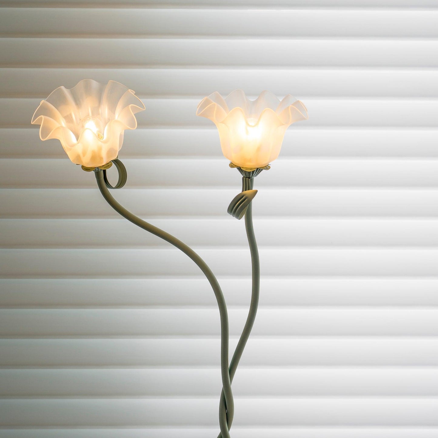 Vloerlamp Bloem Design Groen Wit Metaal 170cm 2-3 Lichts LED Sfeerlamp Woonkamer Slaapkamer
