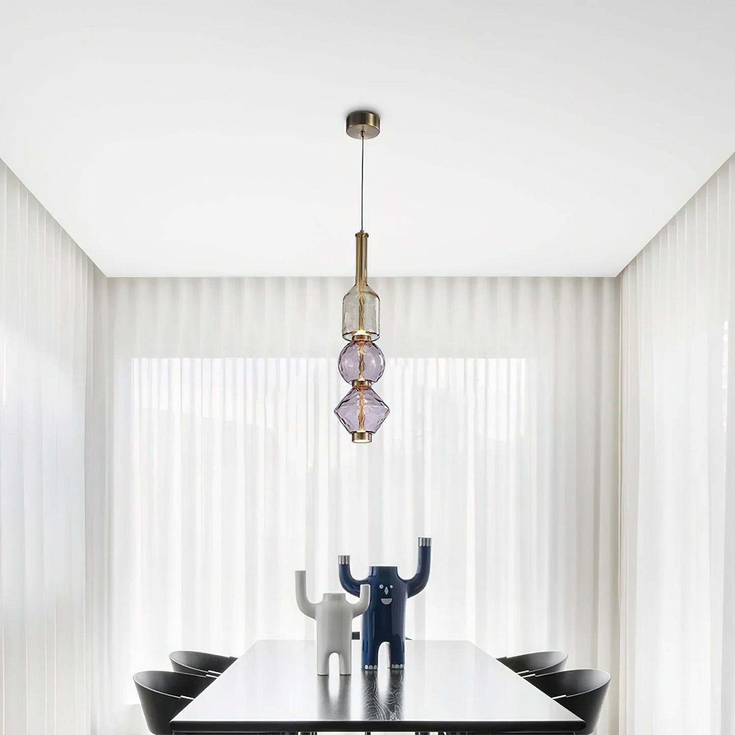 Hanglamp met Gekleurde Glazen Bol – Modern Design voor Eetkamer en Keuken