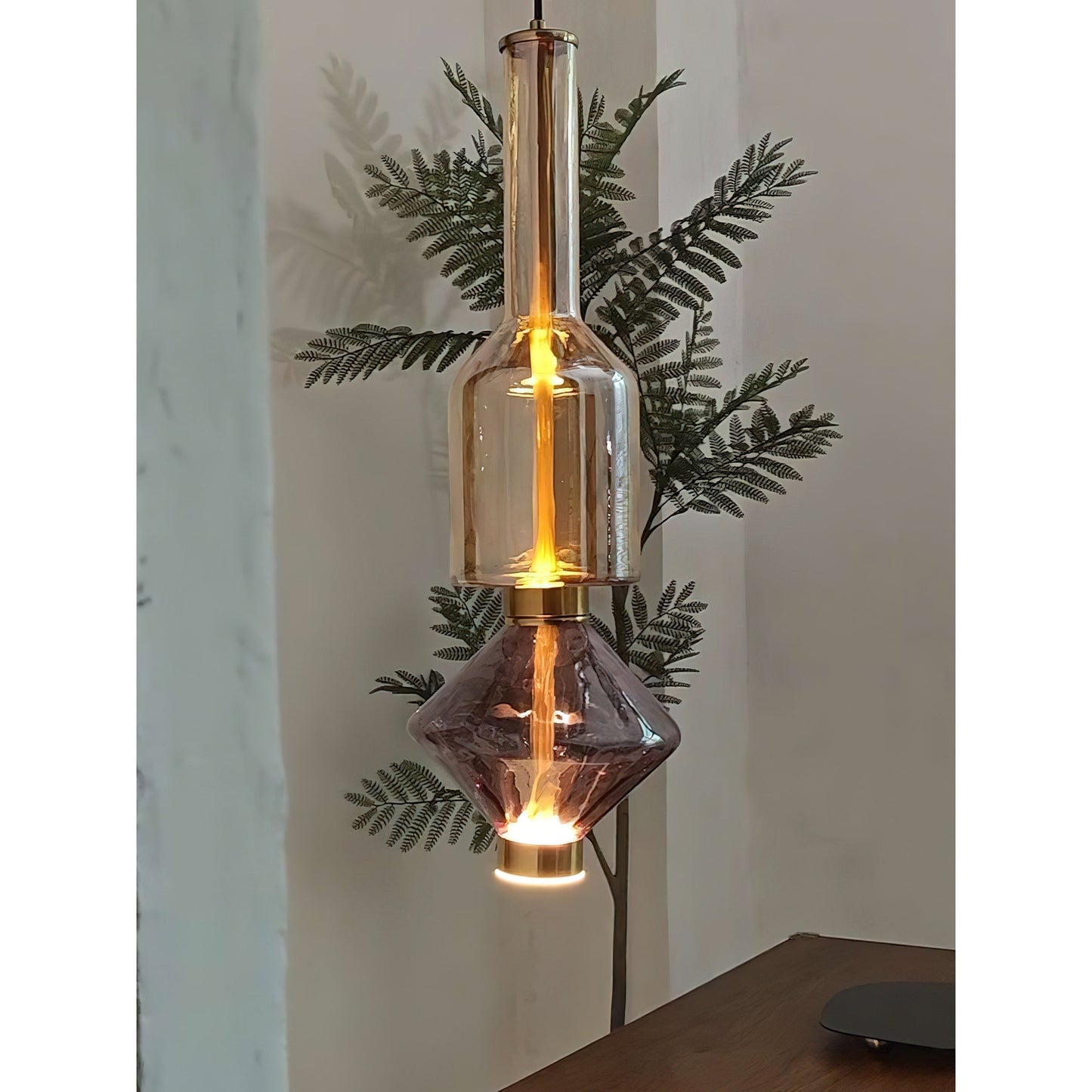 Hanglamp met Gekleurde Glazen Bol – Modern Design voor Eetkamer en Keuken