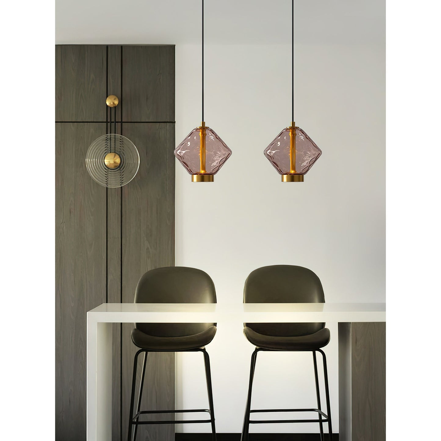 Hanglamp met Gekleurde Glazen Bol – Modern Design voor Eetkamer en Keuken