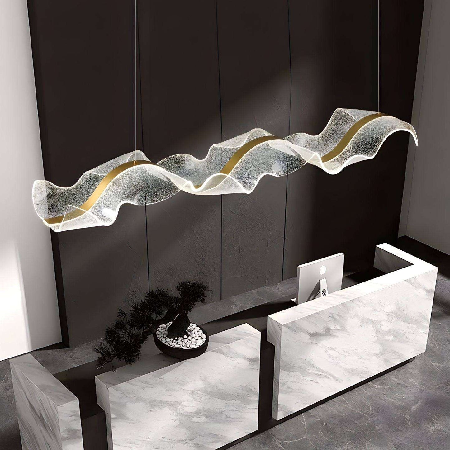 Sculpturale Led Hanglamp Met Handgemaakte Acrylstructuur En Dimbare Verlichting