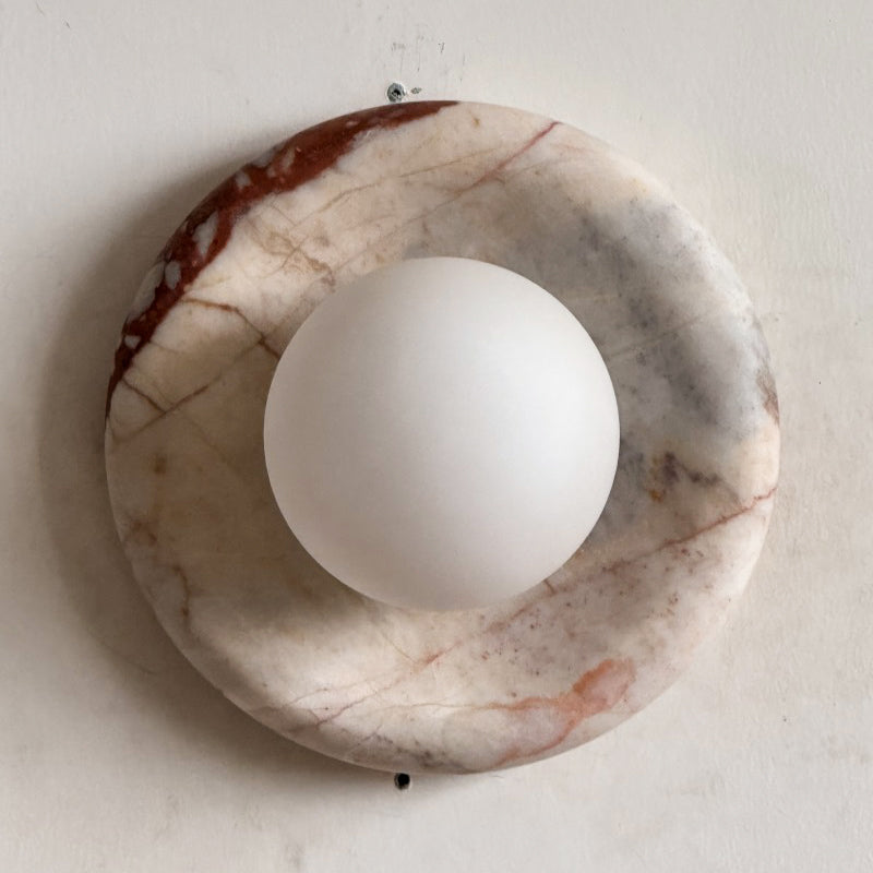 Ronde Design Wandlamp Met Marmeren Achterplaat En Glazen Bol Voor Hal En Slaapkamer