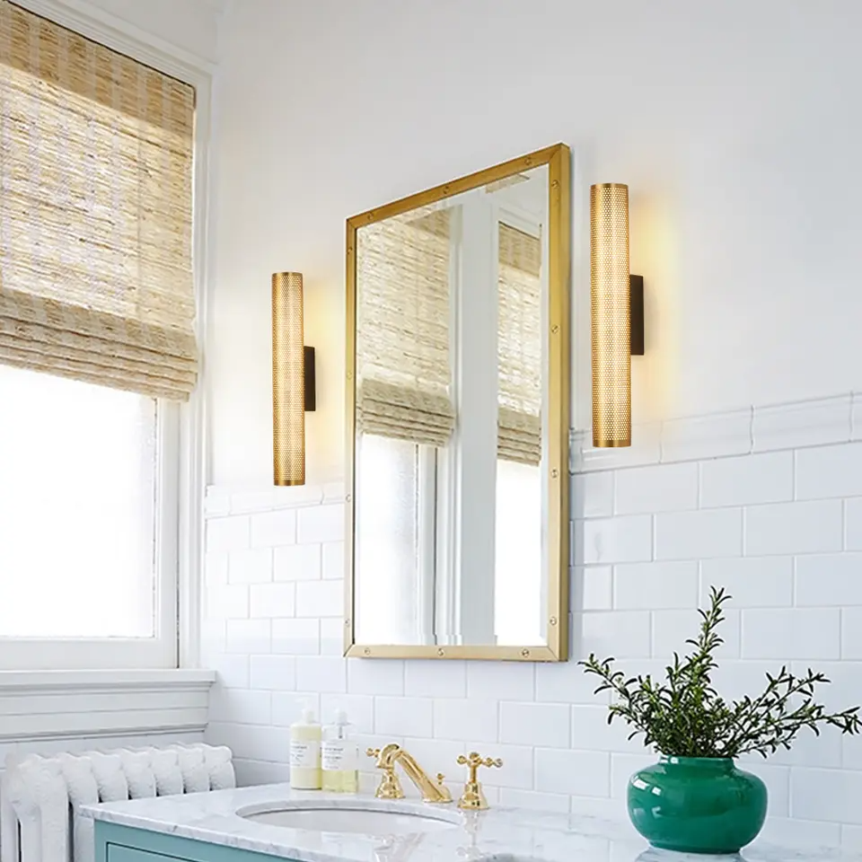 Bara Luxe Wandlamp – Gouden Wandverlichting met Elegante Afwerking voor Badkamer & Slaapkamer