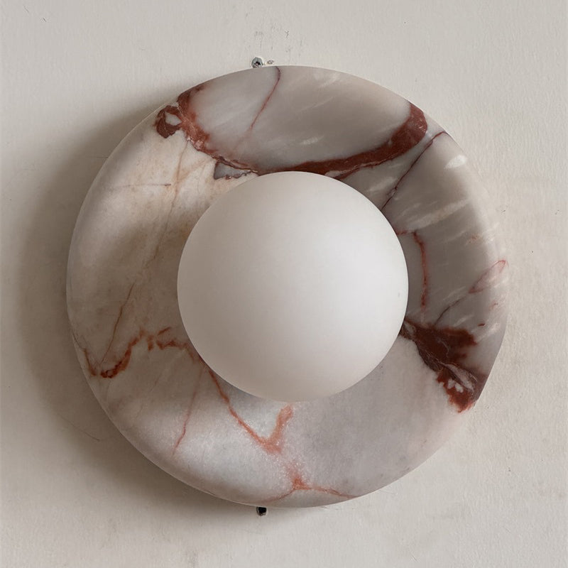 Ronde Design Wandlamp Met Marmeren Achterplaat En Glazen Bol Voor Hal En Slaapkamer