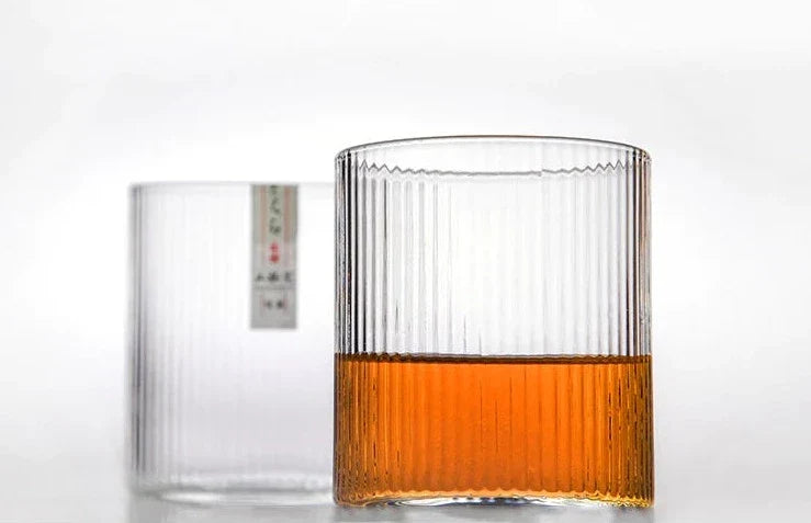 Japans Whiskyglas 320ml Hittebestendig Glas Vintage Stijl Handgemaakt met Houten Kist Whisky Drinkglas Borrelglas Geschenkverpakking Premium Glaswerk Scandinavisch Interieur