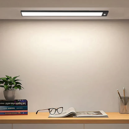 Draadloze LED-Spotlamp met Bewegingssensor – Dimbaar – Kastverlichting op Batterij