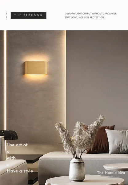 Ultra-dunne design wandlamp APHRODITE — moderne aluminium LED-wandverlichting met acryl kap