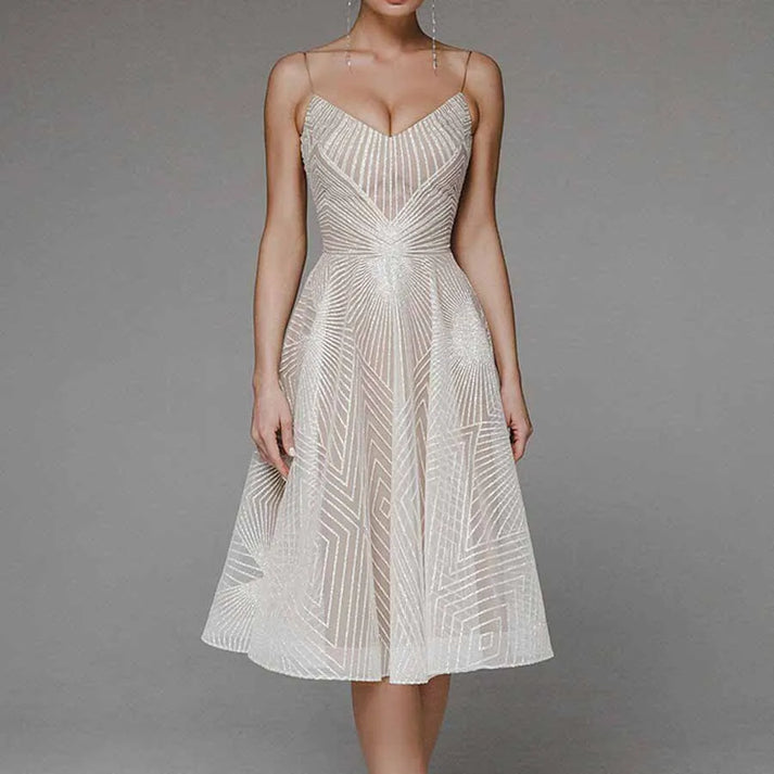 Elegante Jurk met Open Rug - StudioMarella