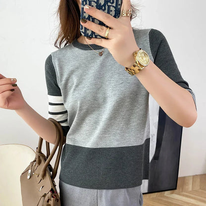 Kort T-shirt Zomerse Kleuren Trendy Design