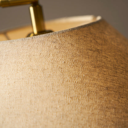 Luxe Vloerlamp met Dubbele Stoffen Kap en Houten Details – 155 cm Hoog Design Statement