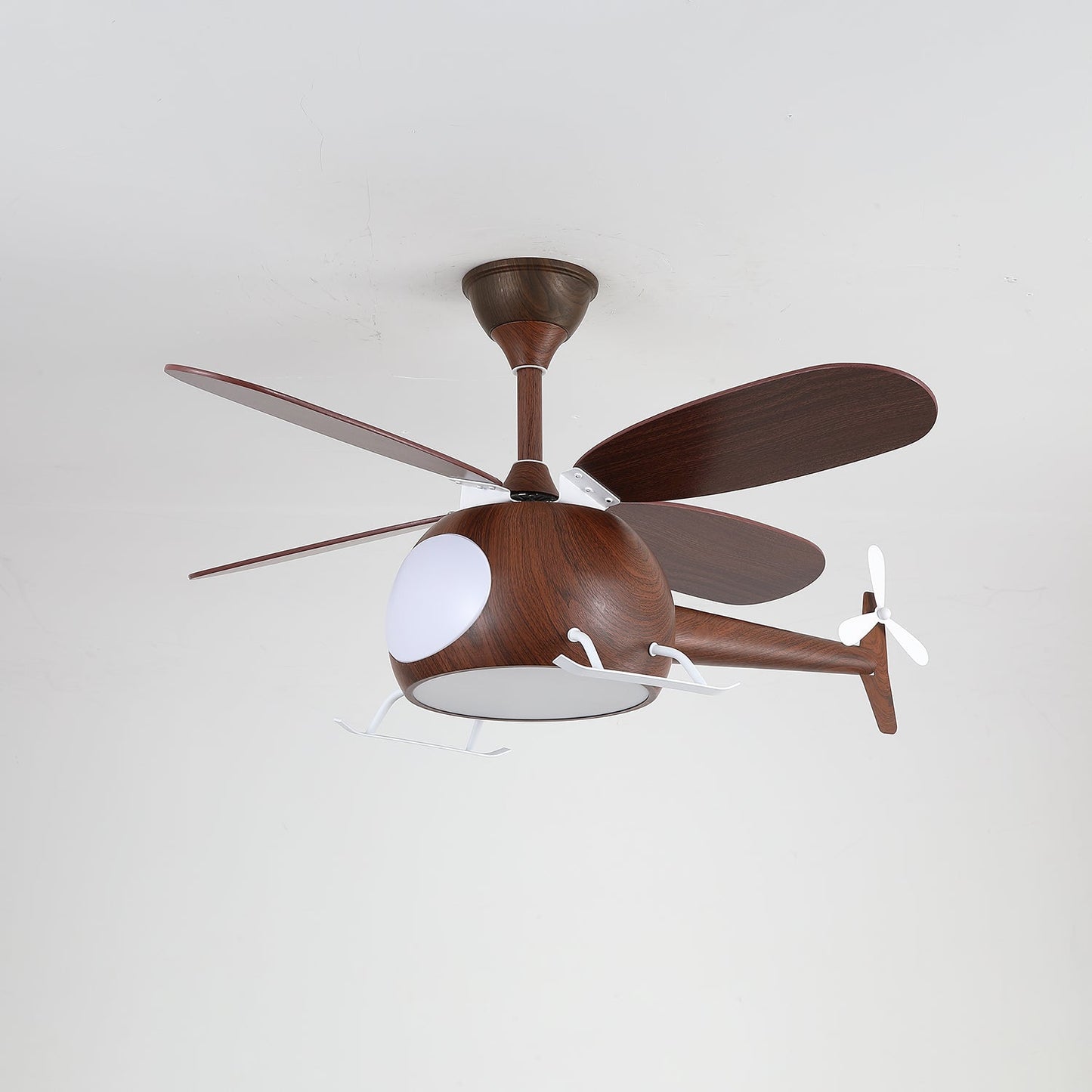 Moderne Plafondventilator met Verlichting Aviara Breeze – Ø70×H30 cm – 6 Snelheden – LED 35W – Walnoot & Houtkleur – Afstandsbediening – Kinderkamer & Woonkamer