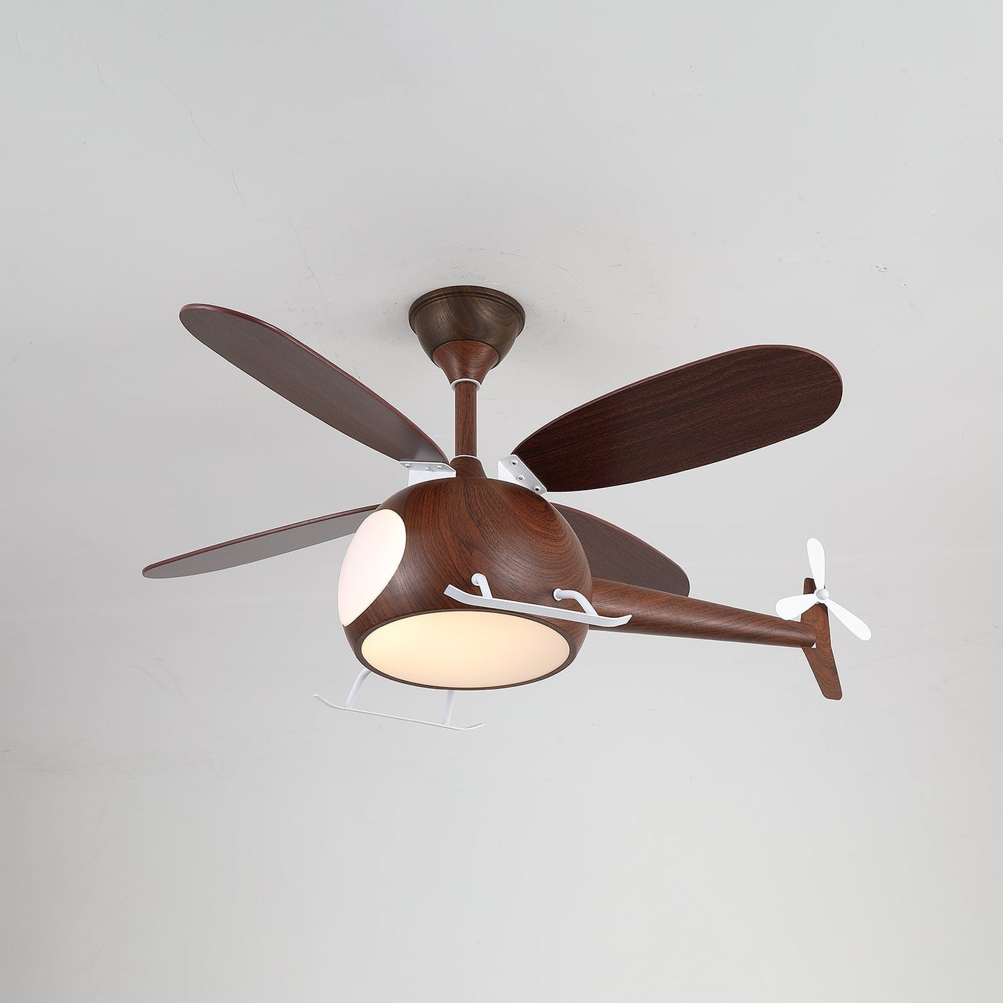 Moderne Plafondventilator met Verlichting Aviara Breeze – Ø70×H30 cm – 6 Snelheden – LED 35W – Walnoot & Houtkleur – Afstandsbediening – Kinderkamer & Woonkamer